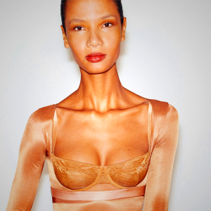 Arm Shapewear Skims BARELY THERE OPEN Peach | 0235746-JE