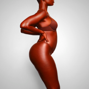 T-shirt Push Up Bra Skims FITS EVERYBODY μαυρα | 6749125-KX